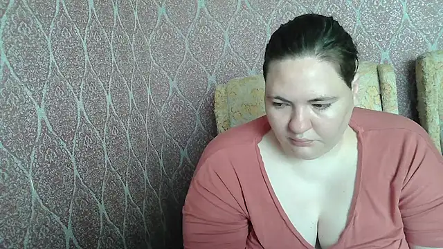 Snapshot of TiaMason chatting on 5, 7, 2026 TiaMason online show from 5, 7, 2026