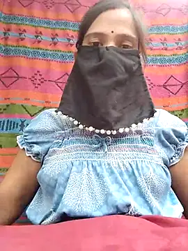 Snapshot of Tanvi-j chatting on 13, 7, 2026 Tanvi-j online show from 13, 7, 2026