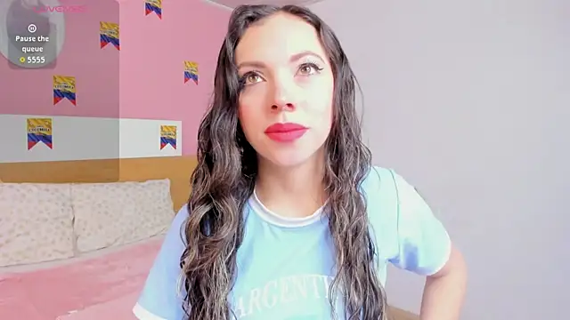 Snapshot of AshleyBenoitt chatting on 11, 7, 2026 AshleyBenoitt online show from 11, 7, 2026