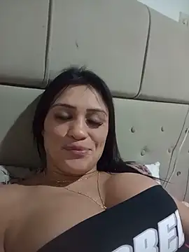 Snapshot of Milabri chatting on 17, 6, 2026 Milabri online show from 17, 6, 2026