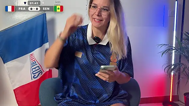 Snapshot of Emy-Lana chatting on 16, 6, 2026 Emy-Lana online show from 16, 6, 2026