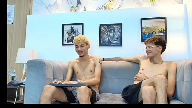 Snapshot of Hot_skinny_guys chatting on 11, 6, 2026 Hot skinny guys online show from 11, 6, 2026