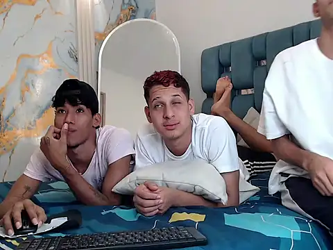 Snapshot of Thick_cock_guys chatting on 8, 6, 2026 Thick cock guys online show from 8, 6, 2026