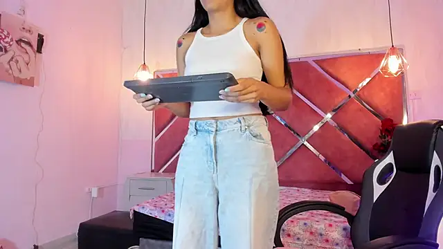 Carla Alvez online show from 12, 6, 2026