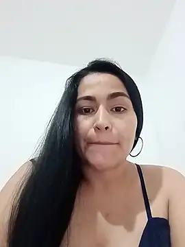 Carolina Velez pm online show from 9, 6, 2026