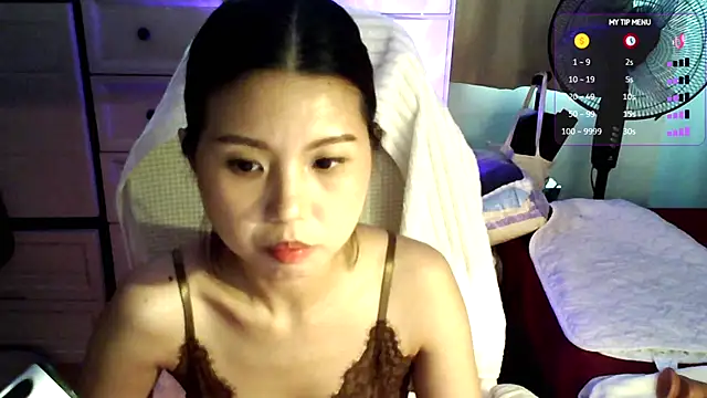 Snapshot of urgrl_portia chatting on 22, 7, 2026 urgrl portia online show from 22, 7, 2026