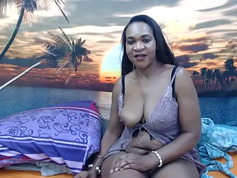 Snapshot of VelvetVixenMilf chatting on 24, 6, 2026 VelvetVixenMilf online show from 24, 6, 2026