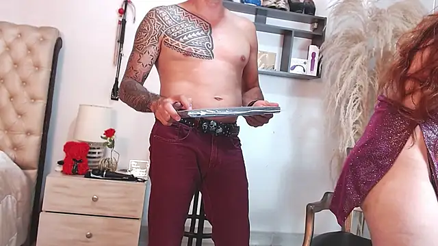Snapshot of NinaAndRocco chatting on 18, 6, 2026 NinaAndRocco online show from 18, 6, 2026