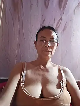 Snapshot of KK_sexyy chatting on 10, 7, 2026 KK sexyy online show from 10, 7, 2026