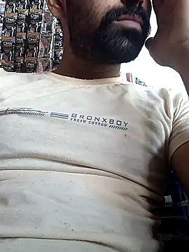 Snapshot of cuteboyaadi chatting on 14, 6, 2026 cuteboyaadi online show from 14, 6, 2026