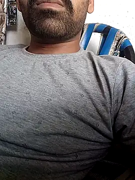 Snapshot of cuteboyaadi chatting on 15, 6, 2026 cuteboyaadi online show from 15, 6, 2026