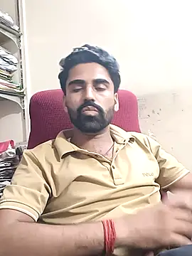 Snapshot of cuteboyaadi chatting on 6, 8, 2026 cuteboyaadi online show from 6, 8, 2026