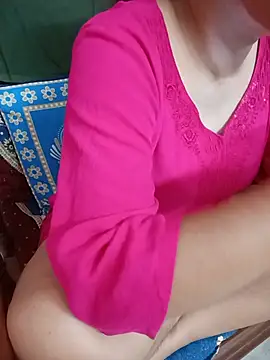 Snapshot of divya-222 chatting on 20, 6, 2026 divya-222 online show from 20, 6, 2026