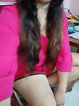 Snapshot of divya-222 chatting on 21, 6, 2026 divya-222 online show from 21, 6, 2026