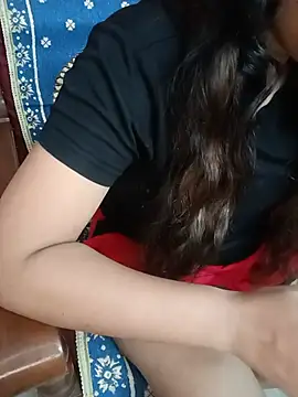 Snapshot of divya-222 chatting on 29, 6, 2026 divya-222 online show from 29, 6, 2026