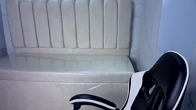 Snapshot of Alana_fox_tx chatting on 11, 6, 2026 Alana fox tx online show from 11, 6, 2026