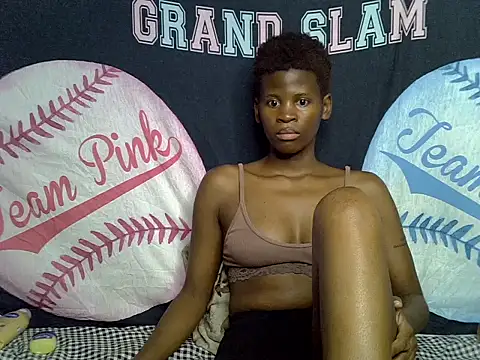 Snapshot of Queen_slay2 chatting on 17, 6, 2026 Queen slay2 online show from 17, 6, 2026