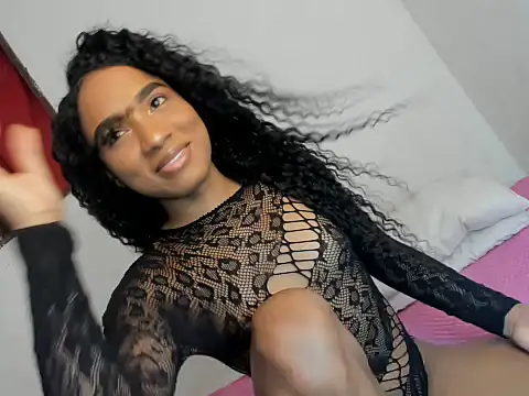 Nassoumi Reyes online show from 5, 8, 2026