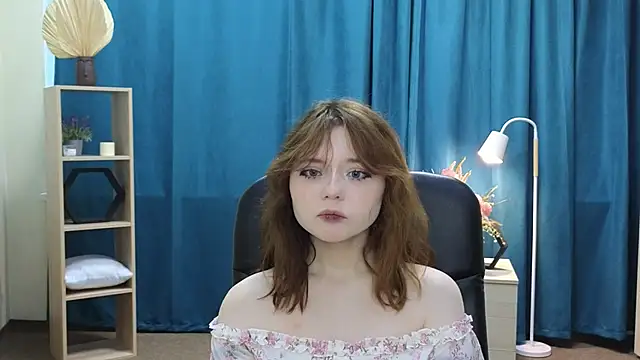 JacqulineGaretson online show from 15, 6, 2026