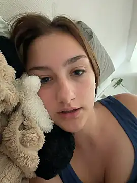Violet Velvet online show from 18, 7, 2026
