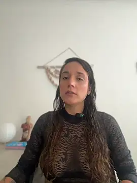 Snapshot of SOPHIA_VELMONT chatting on 12, 6, 2026 SOPHIA VELMONT online show from 12, 6, 2026