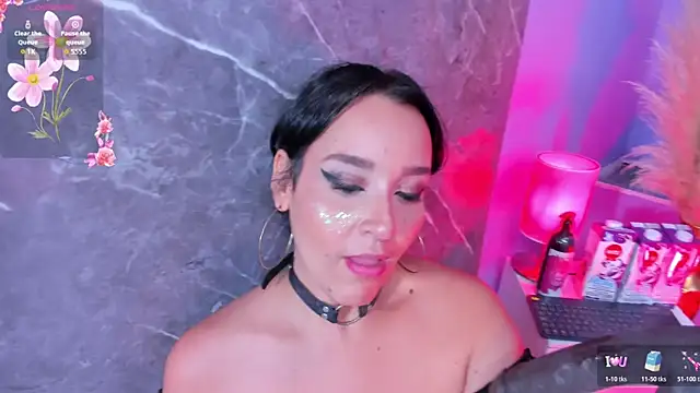 Snapshot of leticia__lyn chatting on 7, 7, 2026 leticia lyn online show from 7, 7, 2026