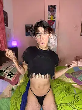 Snapshot of Eros_Blue chatting on 13, 6, 2026 Eros Blue online show from 13, 6, 2026