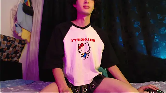 Naomi uwu online show from 14, 6, 2026