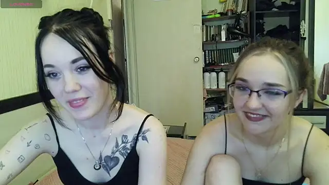 Mia Ellis online show from 19, 7, 2026