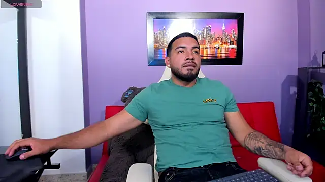 Snapshot of Massimo_Moretti chatting on 17, 6, 2026 Massimo Moretti online show from 17, 6, 2026