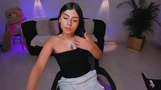 Snapshot of Susy_Doll1 chatting on 16, 7, 2026 Susy Doll1 online show from 16, 7, 2026