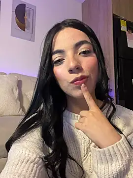 Mila 3 online show from 15, 6, 2026