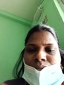 Snapshot of Tamil_Kaviyazhini chatting on 19, 6, 2026 Tamil Kaviyazhini online show from 19, 6, 2026