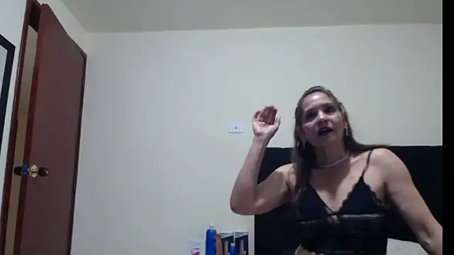 Milf Maway online show from 2, 7, 2026