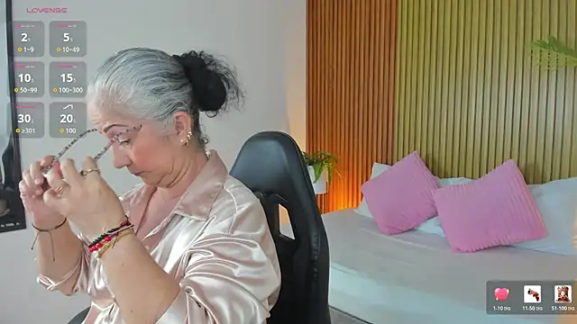 catalina villan online show from 18, 7, 2026