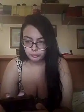 Snapshot of veronicayoung88 chatting on 15, 6, 2026 veronicayoung88 online show from 15, 6, 2026