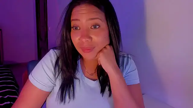 NicolePasqualott online show from 15, 4, 2026