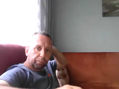RafalekRozmarynowski81 online show from 2, 8, 2026