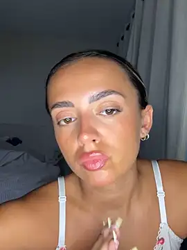 Snapshot of Harrietbronzex chatting on 21, 6, 2026 Harrietbronzex online show from 21, 6, 2026