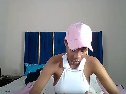 Snapshot of jay-ezike chatting on 13, 7, 2026 jay-ezike online show from 13, 7, 2026