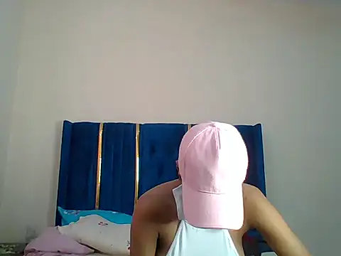 Snapshot of jay-ezike chatting on 15, 7, 2026 jay-ezike online show from 15, 7, 2026