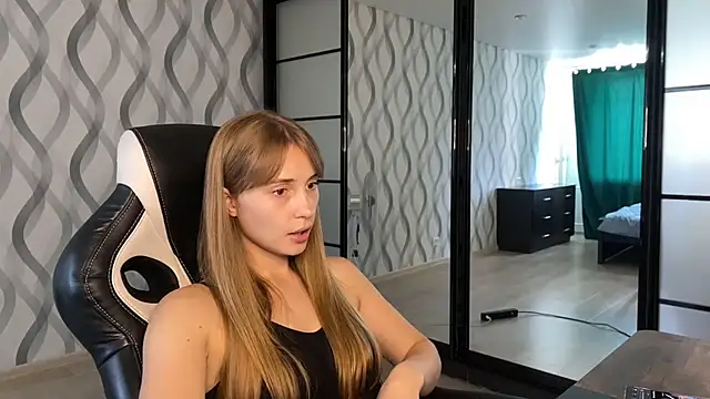 Miss Luna meow online show from 23, 6, 2026