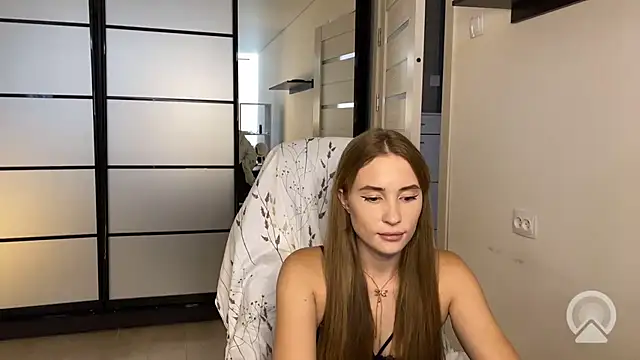 Miss Luna meow online show from 1, 8, 2026