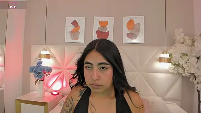 Snapshot of Miaa_Harper_ chatting on 5, 8, 2026 Miaa Harper online show from 5, 8, 2026