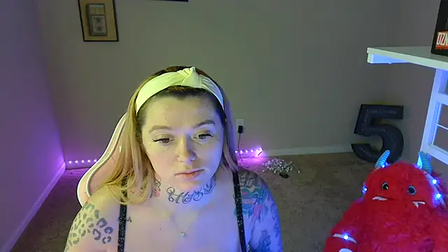 karmathevixen online show from 10, 7, 2026