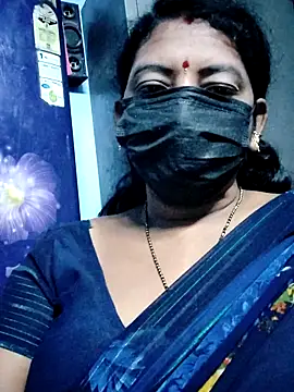 Snapshot of shanthi_telugu99 chatting on 2, 8, 2026 shanthi telugu99 online show from 2, 8, 2026