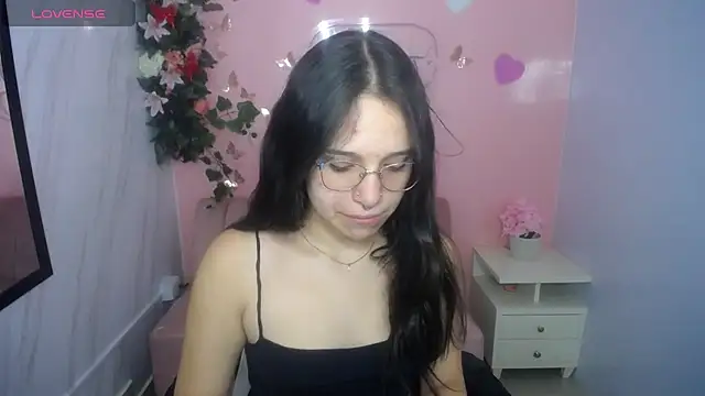Lia Rose ch online show from 16, 7, 2026