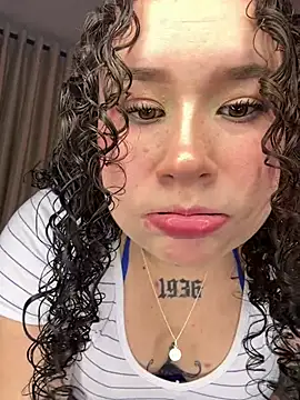 Doll Ivy online show from 21, 6, 2026