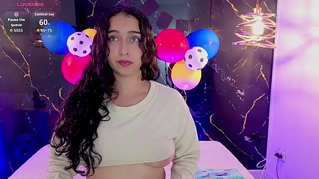 Snapshot of ZoeBlissX chatting on 30, 6, 2026 ZoeBlissX online show from 30, 6, 2026