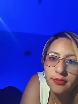 Snapshot of Chikyardiente2068 chatting on 19, 6, 2026 Chikyardiente2068 online show from 19, 6, 2026